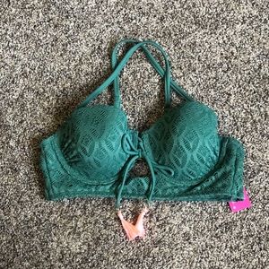 NWT XHILIRATION GREEN CROCHET BIKINI TOP